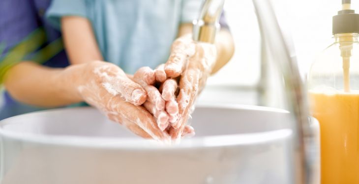 Handen wassen en desinfecteren Cleaning Academy